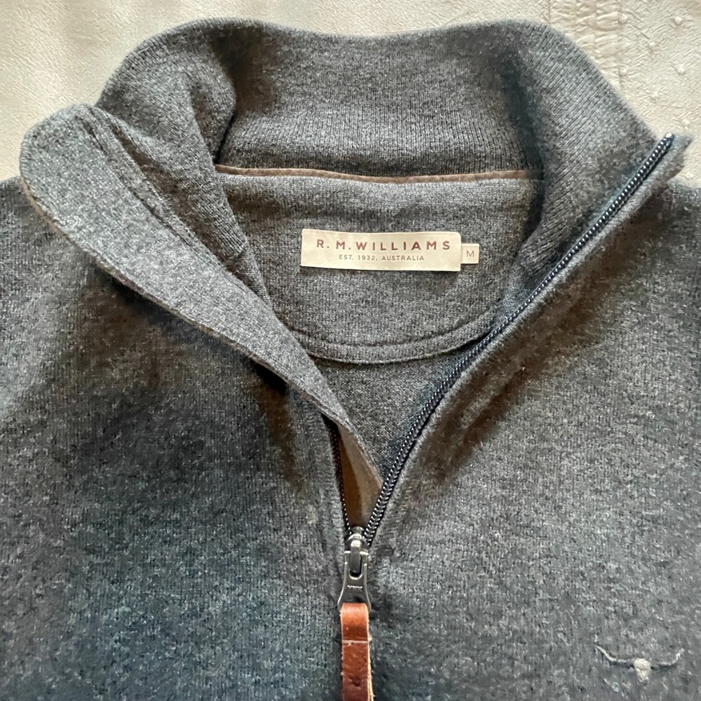 R.M. Williams Men's 100% Wool Heather Gray Quarter-Zip Sweater size M - Picture 3 of 8